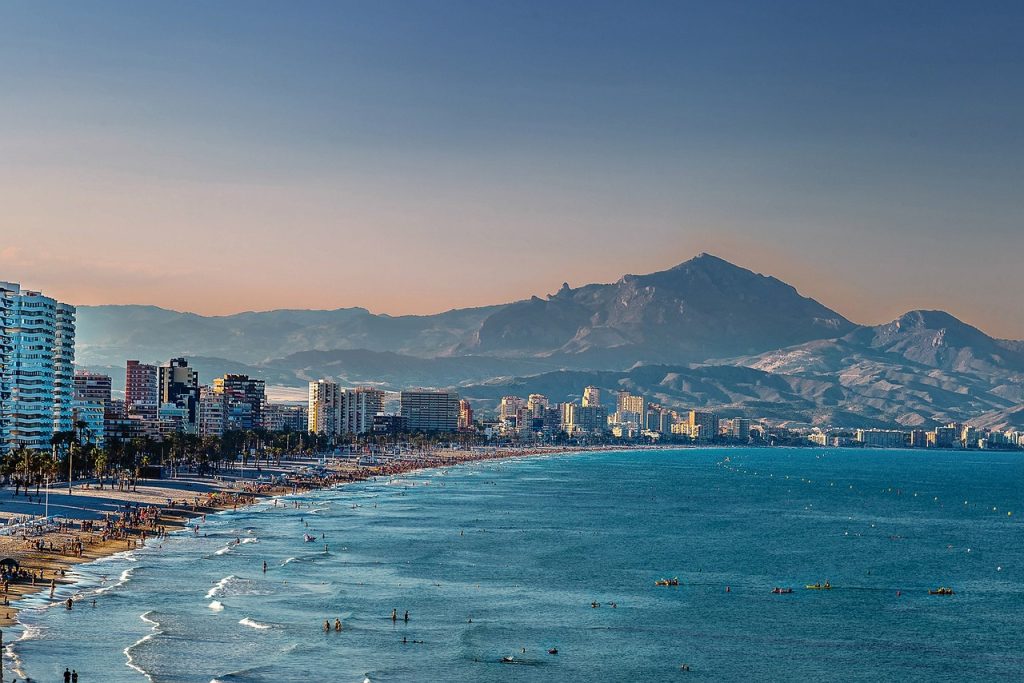 Alicante Varázslatos Ízvilága: Gasztronómiai Kalandok a Spanyol Tengerparton
